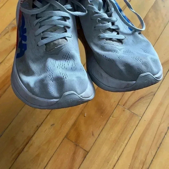 Hoka sneakers - Picture 2 of 13